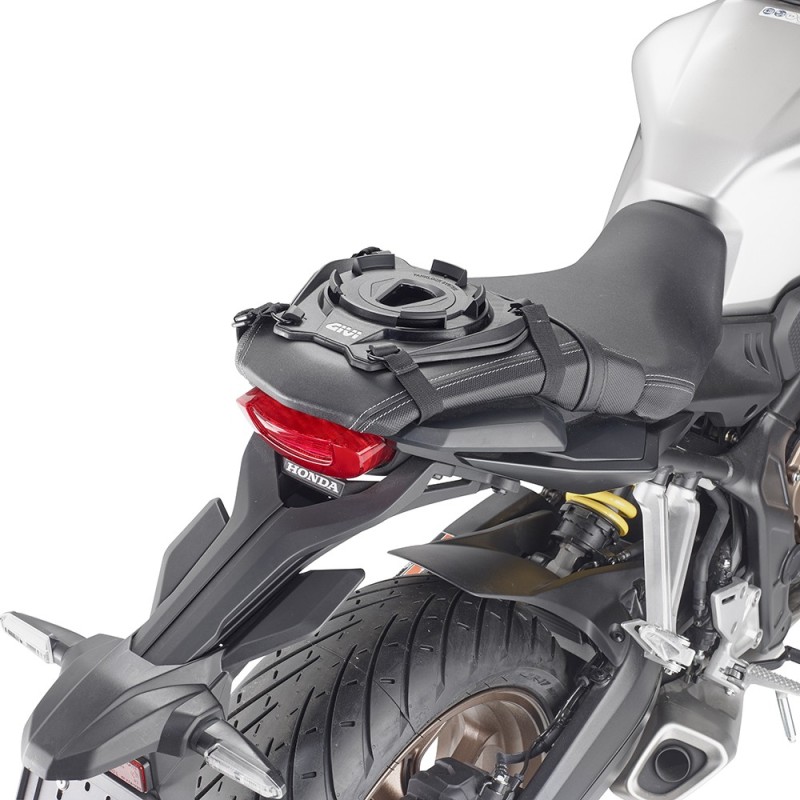 S430 GIVI BASE AGGANCIO UNIVERSALE DA SELLA PER BORSE MORBIDE TANKLOCK O TANKLOCKED